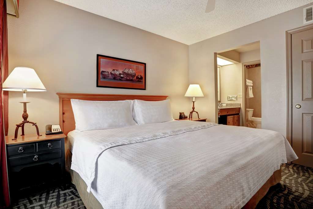 Homewood Suites Phoenix-Scottsdale Room photo