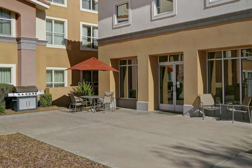 Homewood Suites Phoenix-Scottsdale Exterior photo